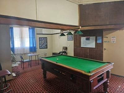 freehold-hotel-for-sale-drovers-dog-tavern-4