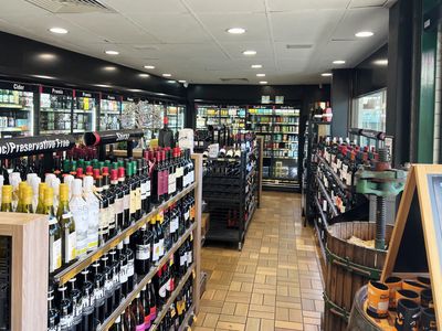 liquor-store-for-sale-inner-suburb-0