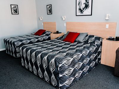 freehold-motel-for-sale-in-beautiful-riverina-2