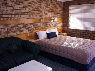 motel-leasehold-for-sale-north-west-nsw-region-major-administrative-centre-2