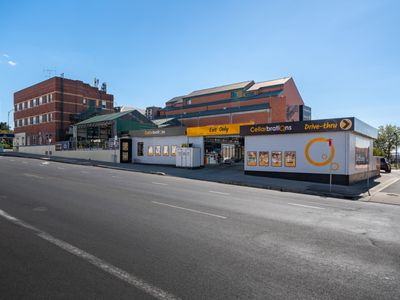 hotel-for-sale-by-eoi-knickerbocker-hotel-bathurst-2