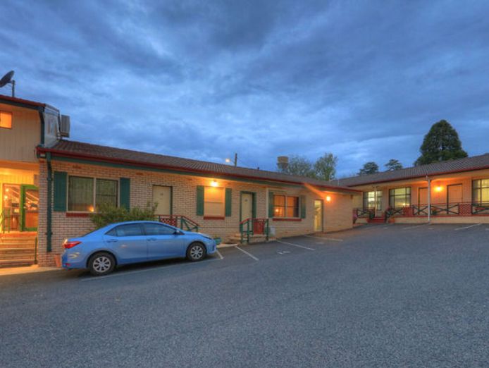 leaseholdmotelforsalenewenglandregionalcentre1