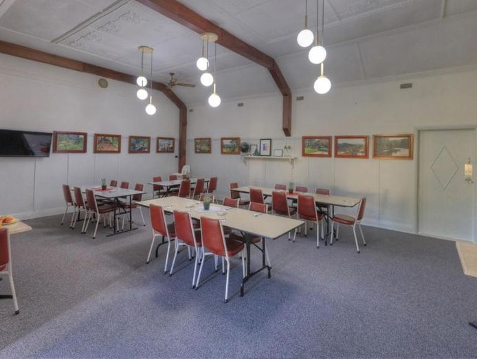 leasehold-motel-for-sale-new-england-region-4