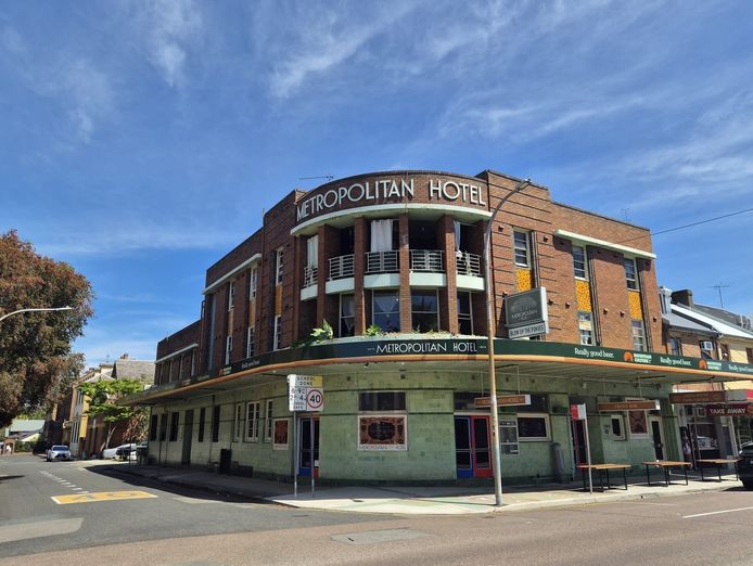 leasehold-hotel-for-sale-metropolitan-hotelground-level-189-high-street-mai-0