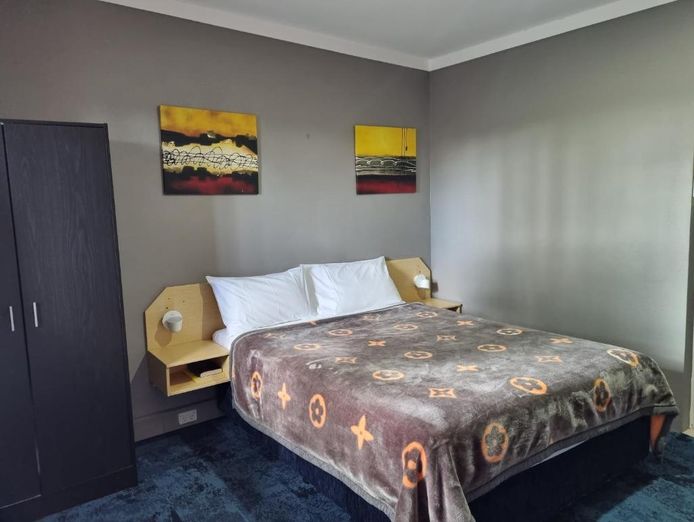 motel-for-sale-mid-north-coast-10-acres-2