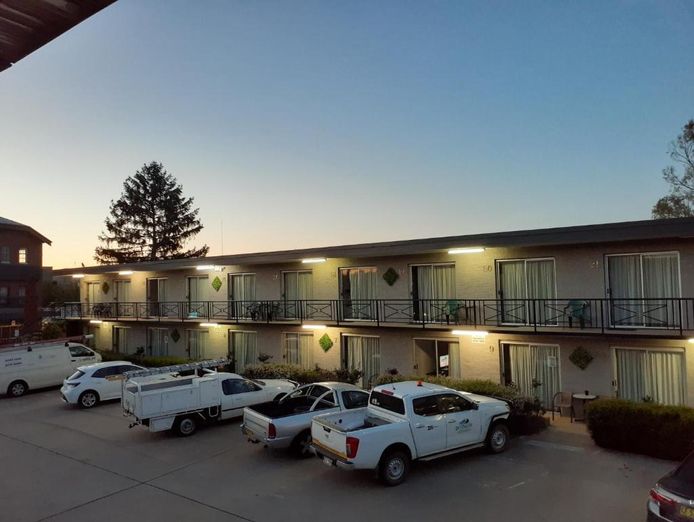 popular-motel-for-sale-excellent-location-canberra-region-0