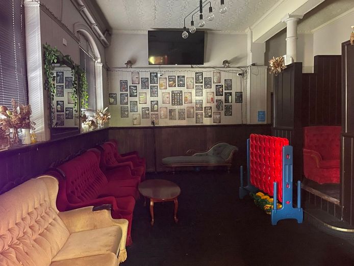 fully-equipped-leasehold-hotel-ground-floor-caledonian-hotel-maitland-3