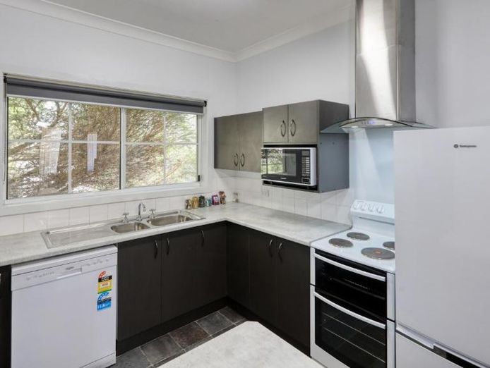 motel-amp-serviced-apartments-leasehold-for-sale-stunning-presentation-hilltop-5