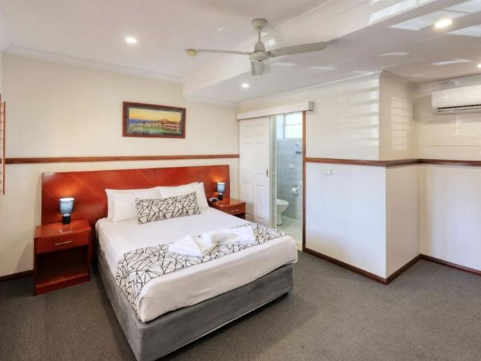 motel-for-sale-major-regional-city-great-location-0