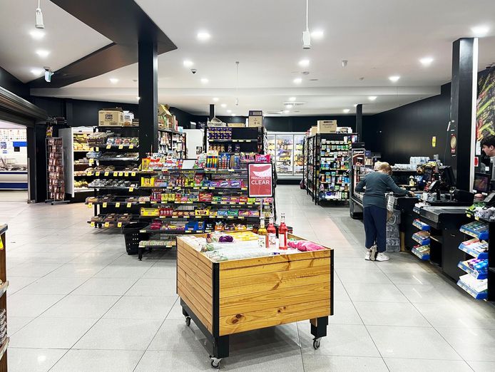 liquor-amp-supermarket-hills-district-north-west-4