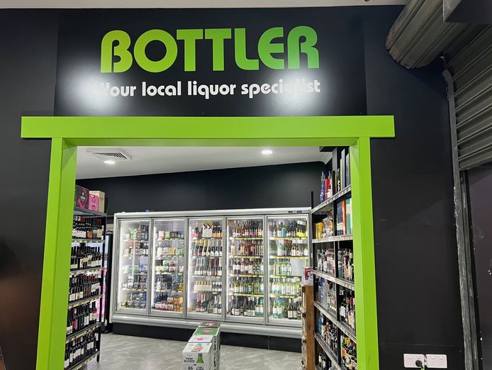 liquor-amp-supermarket-hills-district-north-west-0