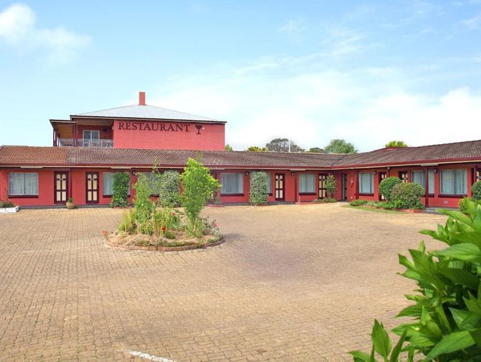 motel-for-sale-northern-tablelands-new-england-region-stunning-presentatio-1