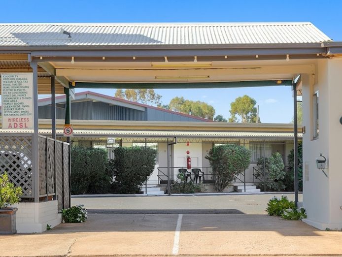 freehold-going-concern-motel-in-central-west-region-nsw-1
