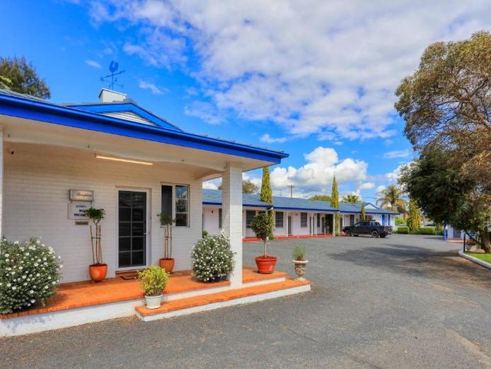 motel-amp-serviced-apartments-leasehold-for-sale-stunning-presentation-hilltop-0