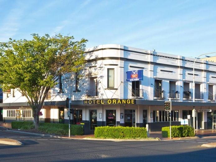 freehold-hotel-for-sale-by-eoi-hotel-orange-orange-nsw-0