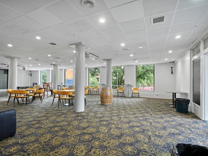 major-regional-leasehold-hotel-with-27-poker-machines-3