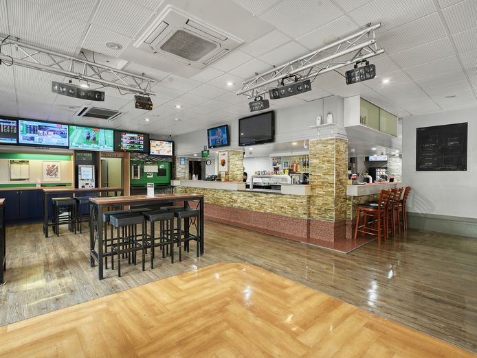 major-regional-leasehold-hotel-with-27-poker-machines-1