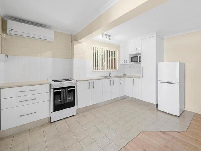 motel-for-sale-prime-mid-north-coast-location-pristine-inspection-8