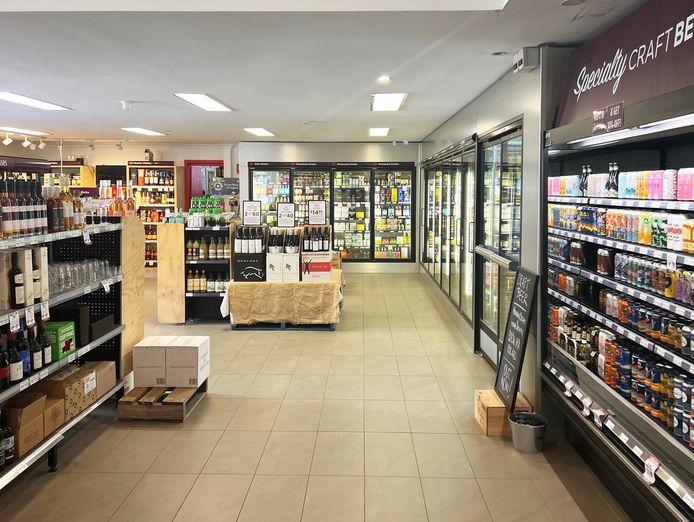 liquor-store-for-sale-northern-beach-suburb-3