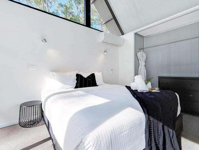 luxury-coastal-retreat-amp-development-opportunity-the-bower-at-broulee-2