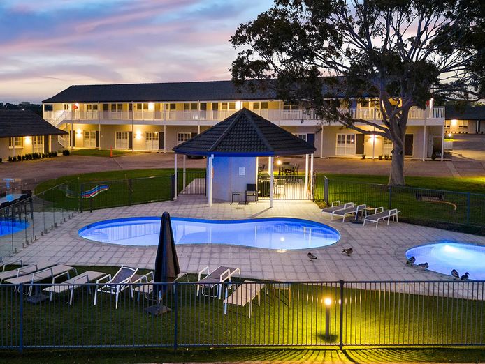 freehold-motel-for-sale-mornington-peninsula-0