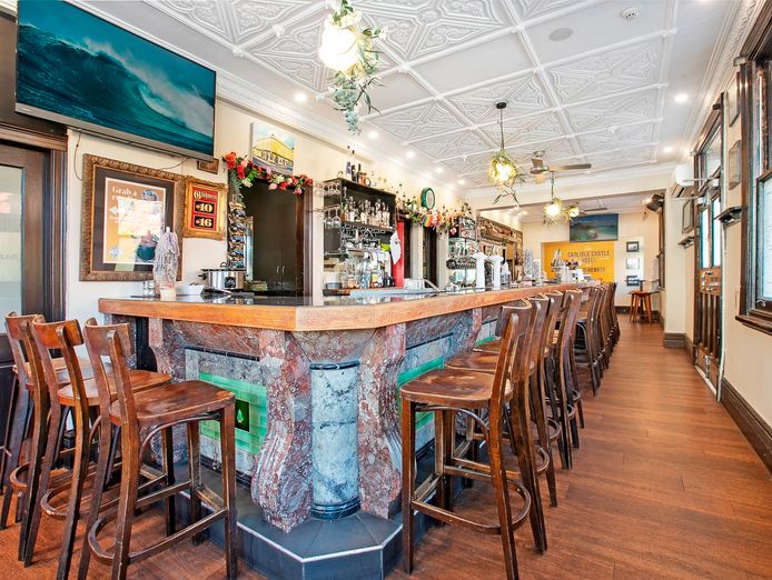freehold-hotel-for-sale-inner-west-sydney-first-time-offered-in-60-years-1