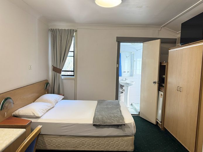 sydney-north-shore-motel-for-sale-2