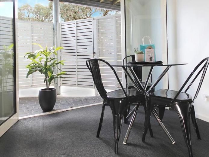 apartments-for-sale-large-coastal-city-7