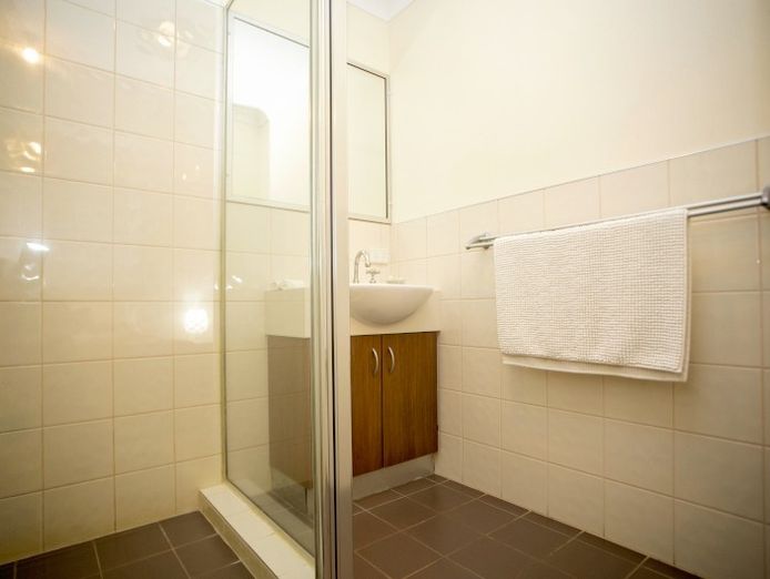 motel-amp-chalet-village-wa-going-concern-8-182sqm-8