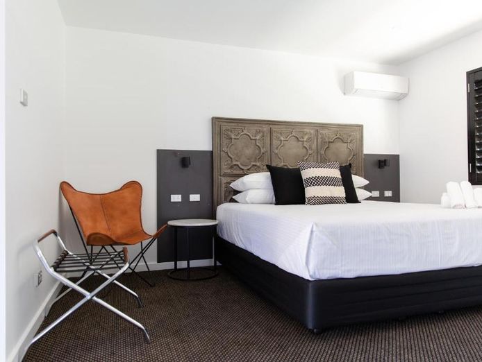 motel-for-sale-orana-region-3