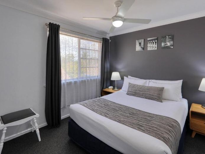 motel-amp-serviced-apartments-leasehold-for-sale-stunning-presentation-hilltop-3