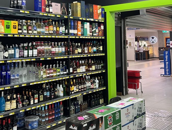 liquor-amp-supermarket-hills-district-north-west-1