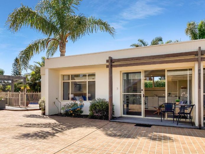 motel-for-sale-exceptional-property-beautiful-nsw-sapphire-coast-1
