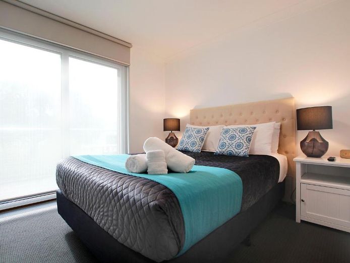 apartments-for-sale-large-coastal-city-6