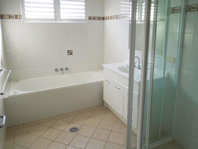 motel-for-sale-in-mid-north-coast-close-to-beach-amp-surf-5