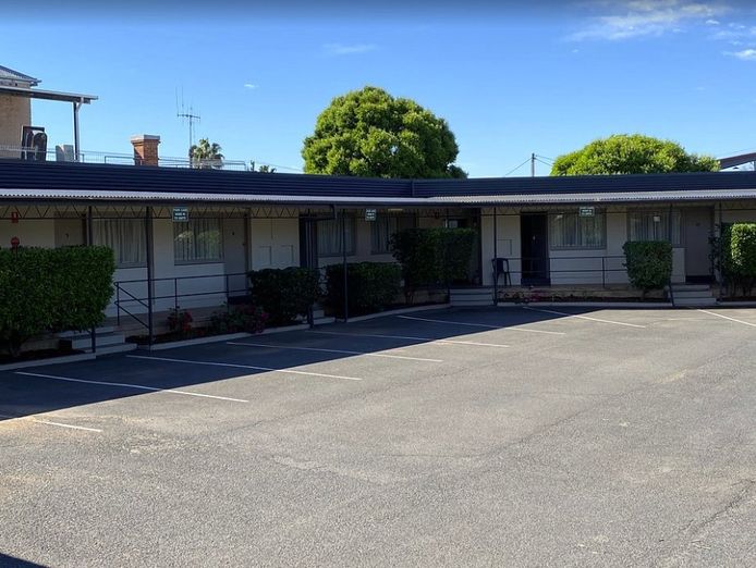 freehold-going-concern-motel-in-central-west-region-nsw-6