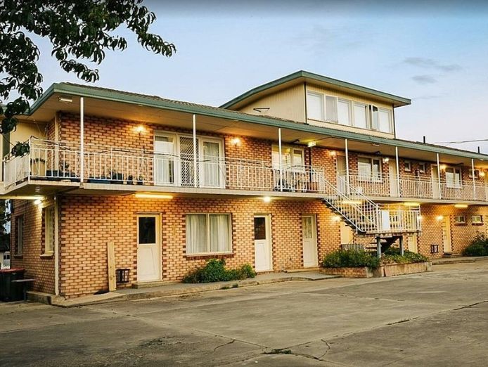 large-41-unit-seasonal-motel-for-sale-snowy-mountains-0