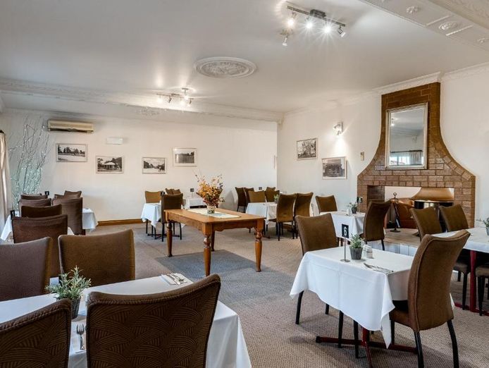 motel-for-sale-northern-tablelands-new-england-region-stunning-presentatio-6