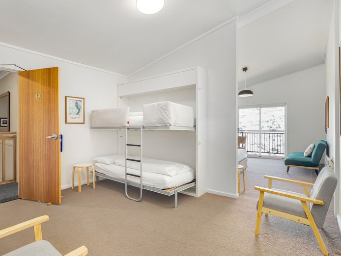 refurbished-snowy-mountains-inn-guthega-inn-kosciuszko-national-park-5