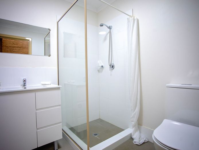 motel-amp-chalet-village-wa-going-concern-8-182sqm-3