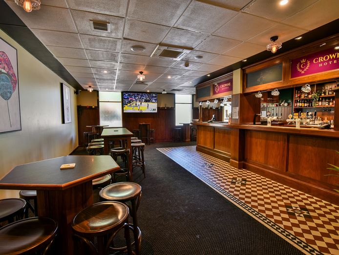 leasehold-hotel-for-sale-crowne-hotel-orange-nsw-0