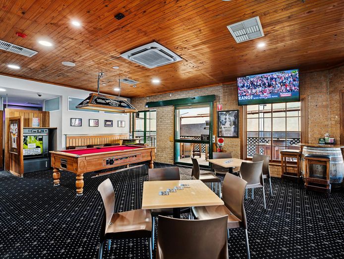for-sale-freehold-hotel-in-one-of-nsw-39-s-most-popular-destinations-5