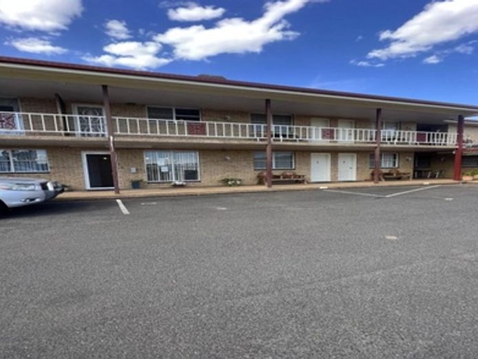 motel-leasehold-for-sale-overlander-motor-lodge-gunnedah-exclusive-agents-1