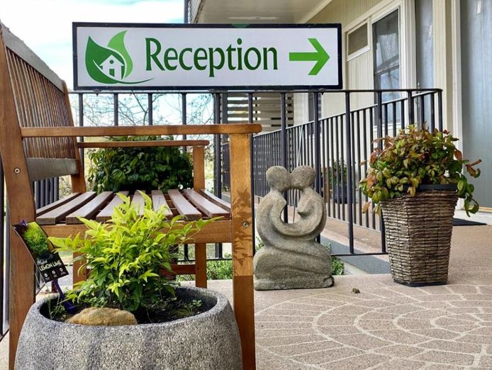 freehold-motel-for-sale-titania-motel-oberon-1