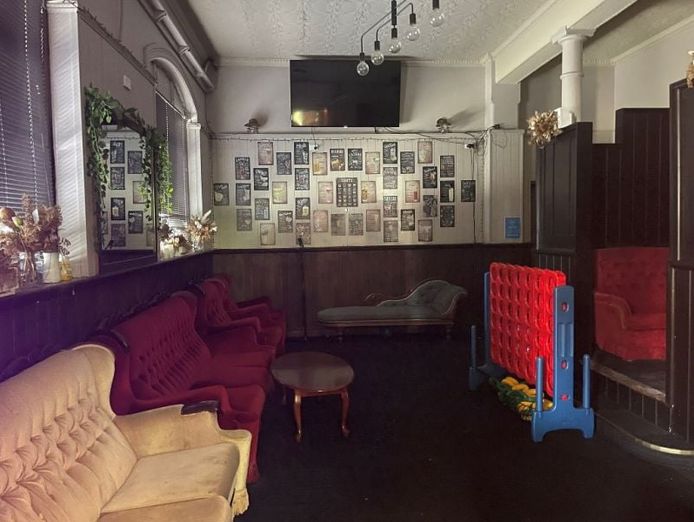 fully-equipped-leasehold-hotel-ground-floor-caledonian-hotel-maitland-3