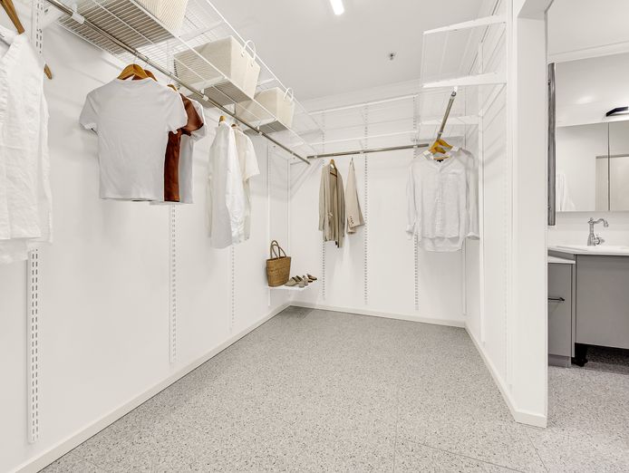 stunning-freehold-accommodation-in-bright-victoria-5