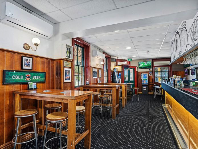 for-sale-freehold-hotel-in-one-of-nsw-39-s-most-popular-destinations-3