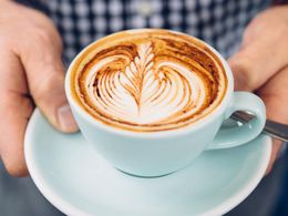  CAFÉ - MAROUBRA - NETS OWNER OVER $180K - VERY LOW RENT - 00938