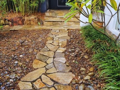 highly-reputable-gardening-and-landscaping-company-id-1381-4