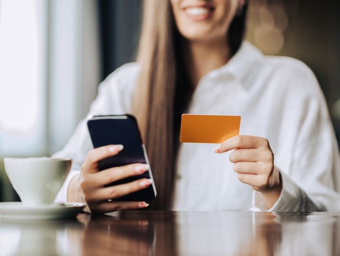 profitable-b2b-card-amp-print-solutions-4m-revenue-recurring-client-base-sydne-0